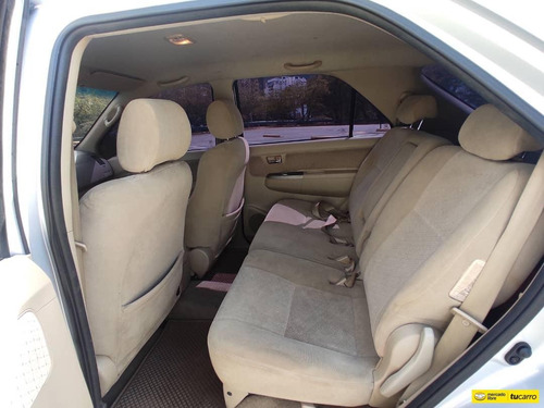 Toyota Fortuner Sr5 4x4