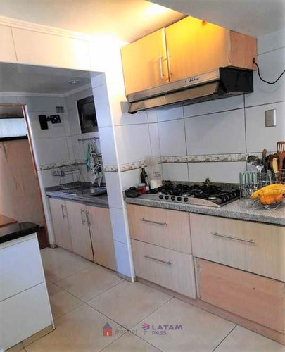 Casa En Venta De 3 Dorm. En Ñuñoa