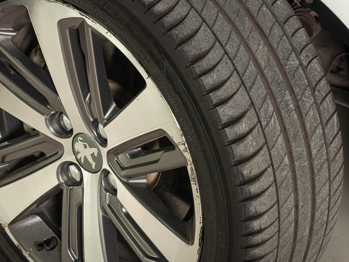 Imagen 11 de 17 de Peugeot 308 1.6 Thp Allure Pack Navegador At Tiptronic 2019