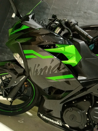 Imagen 4 de 12 de Kawasaki Ninja 400