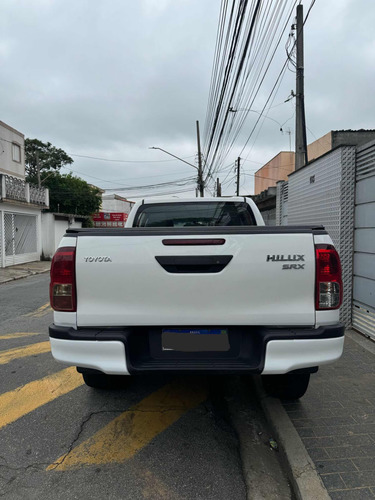 Toyota Hilux 2.8 Std Power Pack Cab. Dupla 4x4 Tdi 4p 177 hp