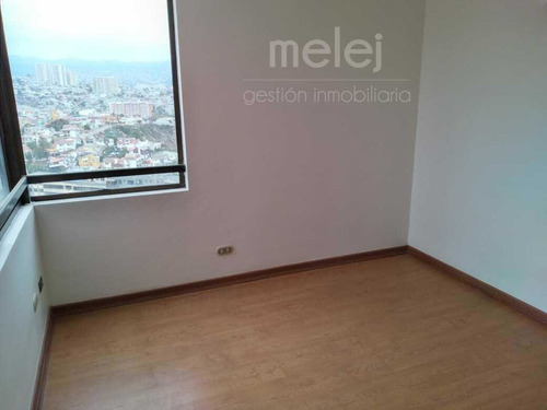 Vende Departamento Vista Privilegiada En Recreo,