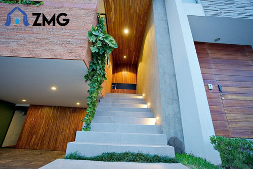 Imagen 5 de 30 de Casa De Lujo Nueva En Punto Sur 1 Frente A Parque Privado