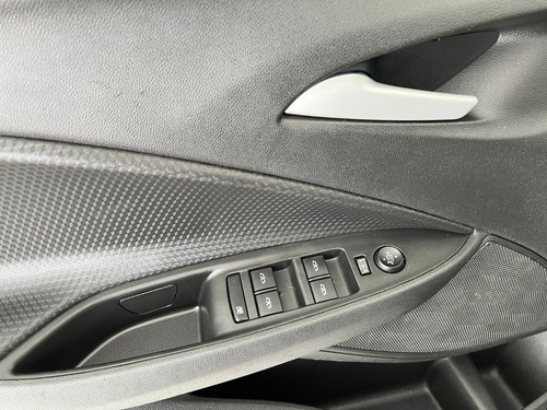 Imagem 9 de 15 de Onix Lt1 1.0 Turbo 2020