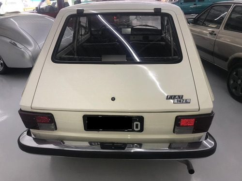 Imagem 9 de 10 de Fiat 147 L 1977