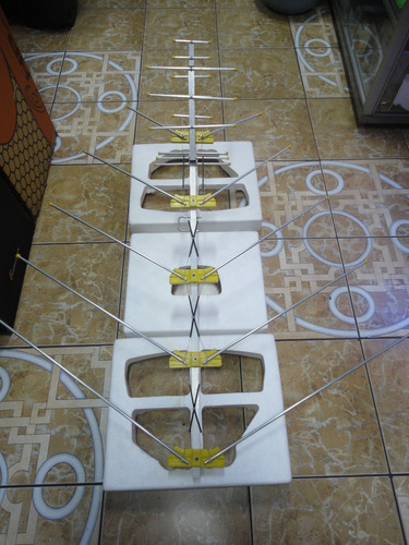 Imagen 2 de 6 de Antena Exterior Sitio Dificil Hd Para Led-lcd Grande $ 25,99