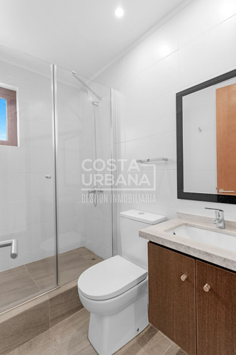 Casa Nueva En Bosques De Montemar, Concón