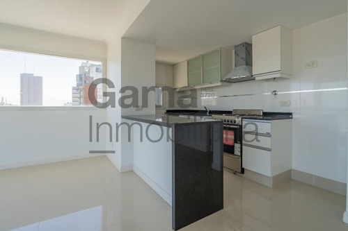 Imagen 7 de 30 de Varese, Edificio San Cristóbal Xix, Depto De 3 Ambientes, En Av. Colón Y Alvear. A Estrenar
