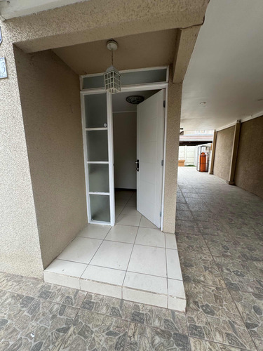 Arriendo Casa D4 B2 E2, Flores De Pucará, Maule
