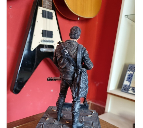 Boneco O Exterminador Do Futuro Terminator - Guns N Roses