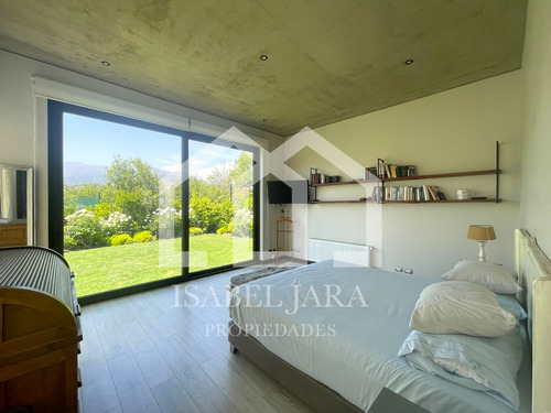 Gran Vista Condominio Casa En Arriendo 3d/3b Los Trapenses