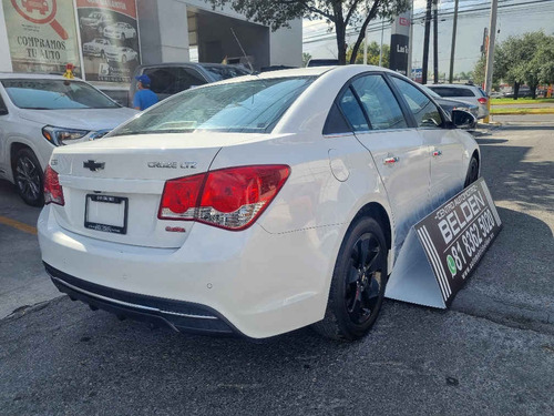 Imagen 5 de 11 de Chevrolet Cruze 2014 4p Ltz L4/1.4/t Aut
