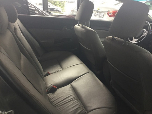 Honda Civic 1.8 Lxs 16v Flex Automático