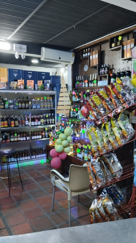 Se Vende Excelente Fondo De Comercio Maracay