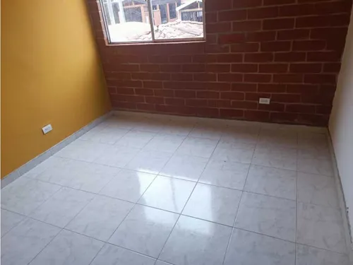 Vendo Casa En Itagüí, Ditaires (portal De Las Flores)
