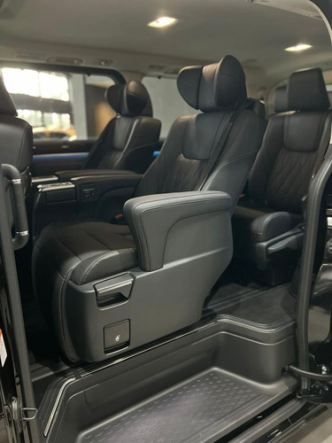 Imagen 12 de 14 de Toyota Hiace Vx Premium 2022