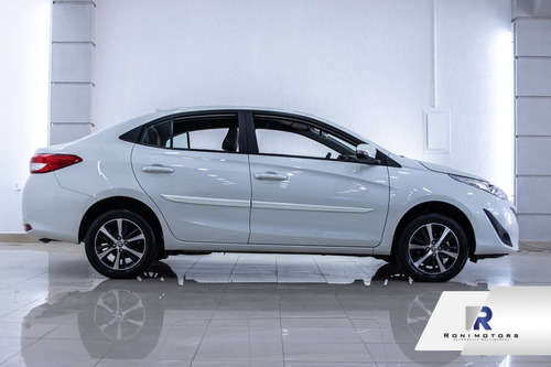 Imagem 3 de 15 de Toyota Yaris 1.5 16v Flex Sedan Xs Connect Multidrive