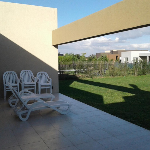 Imagen 29 de 30 de Casa En Planta Baja 5 Ambientes