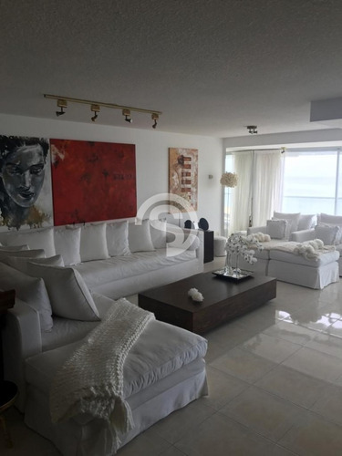 Apartamento En Beverly Tower- Ref: 2966