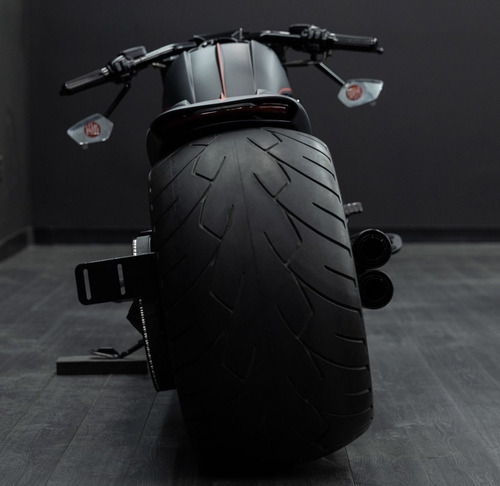 Custom Personalizada.