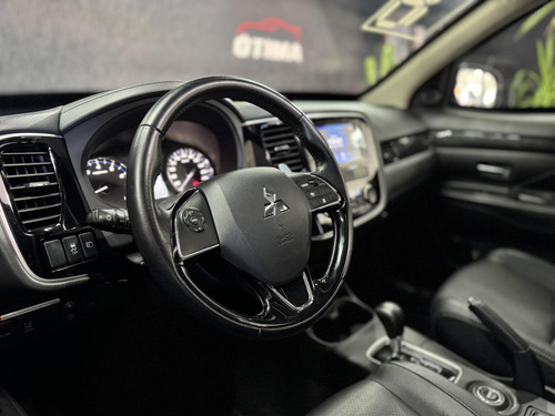 Mitsubishi Outlander Outlander 3.0 V6 GT4