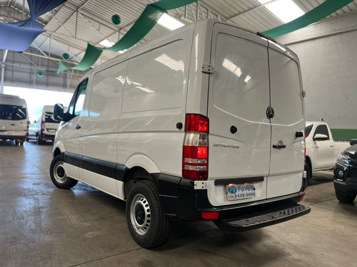 Mercedes-Benz Sprinter Furgão 2.2 Cdi 415 Curto 7,5m3 5p