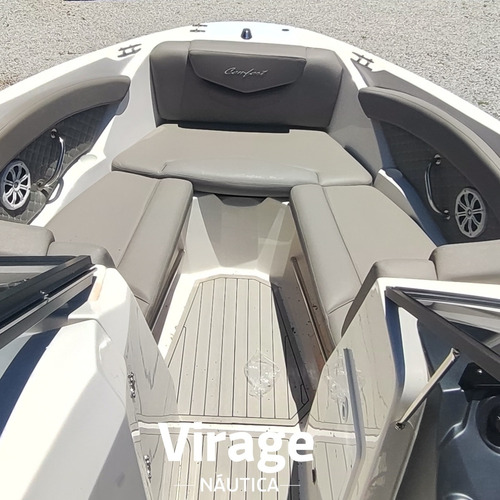 Lancha Ventura V250 Com Motor V6 280 Rabeta Sx Volvo