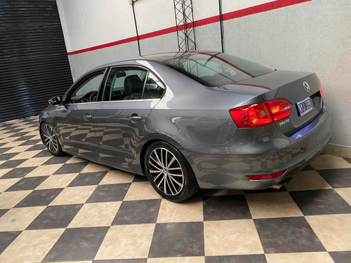 Vento 2.0t 2014 Led Manual Impecable Escape Chip Permuto