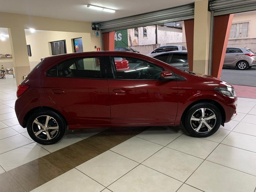 Imagem 2 de 12 de Chevrolet Onix 1.4 Ltz 5p 2018/2019 Vermelho