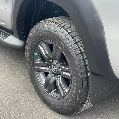 Toyota Hilux 2.4 Diésel 4X4