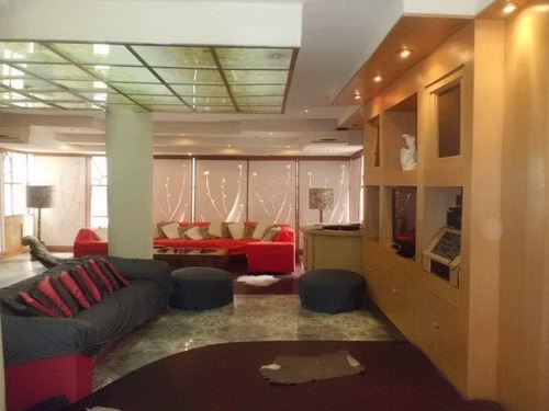 Imagen 2 de 14 de Tibizay Diaz Vende Edificio En Chacao 20-17194 0414-412-02-53