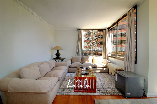 Departamento En Venta De 2 Dorm. En Las Condes