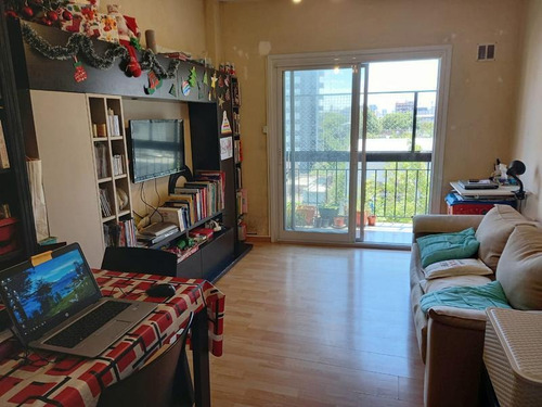 Imagen 3 de 12 de Venta San Cristobal! Tres Ambientes Con Hermoso Balcón Corrido Al Frente!