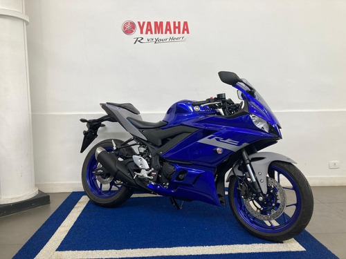 Yamaha R3 Azul