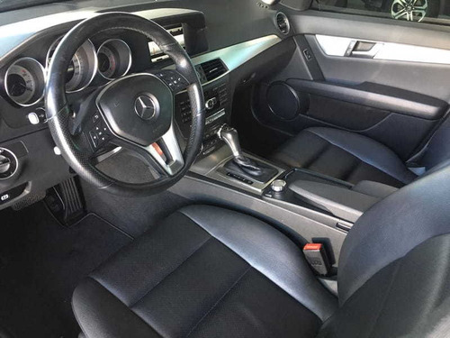 Mercedes-benz C 200 2.0 Cgi Avantgarde 16v Gasolina 4p