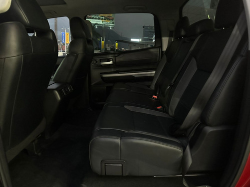 Toyota Tundra 5.7 Limited 4x4 At