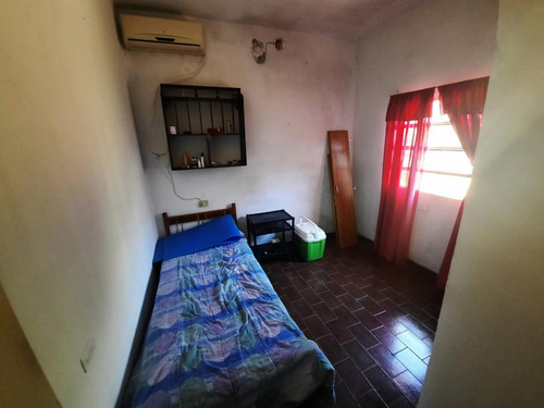 Casa De 3 Dormitorios A Reciclar - Casa Chorizo - Barrio Belgrano
