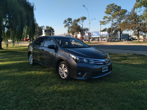 Toyota Corolla Xei Pack 1.8n Cvt Cuero 2015