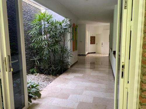 Imagen 2 de 13 de Casa En Venta En Caurimare 22-443 Caro Fermoso 0424 2083128
