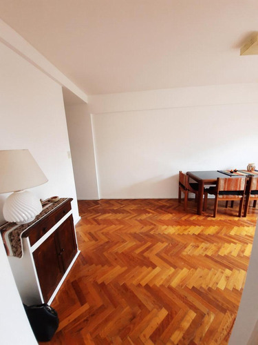 Imagen 10 de 19 de Departamento - Flores