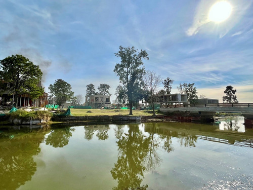 Imagen 5 de 12 de Terreno Lote A La Laguna En Venta En Laguna Grande, Villanueva!!