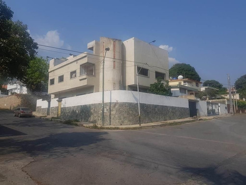 Imagen 1 de 18 de Casa En Venta En Palmar Este Caraballeda
