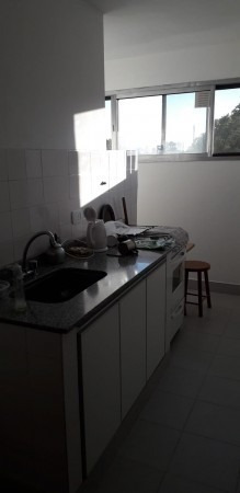 Departamento De 3 Ambientes En Torres Luz Y Fuerza, Dock Sud