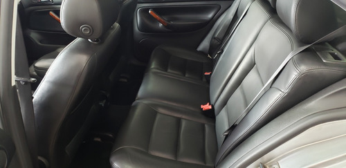 Volkswagen Bora 1.8 Highline T Tiptronic Cuero