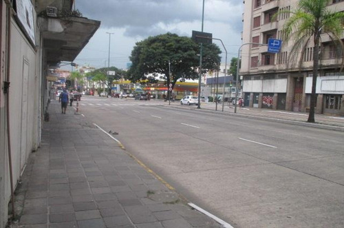 Imagem 28 de 29 de Prédio Comercial Para Locação, Floresta, Porto Alegre. - Pr0014