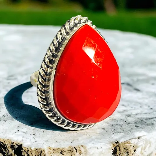 Anillo coral rojo sale