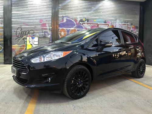 Ford Fiesta Kinetic 1.6 Titanium 2015