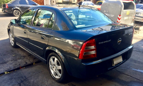 Chevrolet Astra Gls 2.0 4p 2007