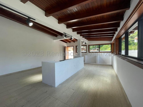 Exclusiva Casa Remodelada Con Piscina, Sauna, Area De Jardin, Estacionamiento 12 Vehiculos Casilla Vigilancia A Estrenar Concepto Moderno Exclusiva Zona Privada Palmarito Estef 24-15119