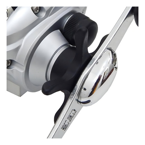 Reel rotativo Marine Sports Arena izquierdo color plateado